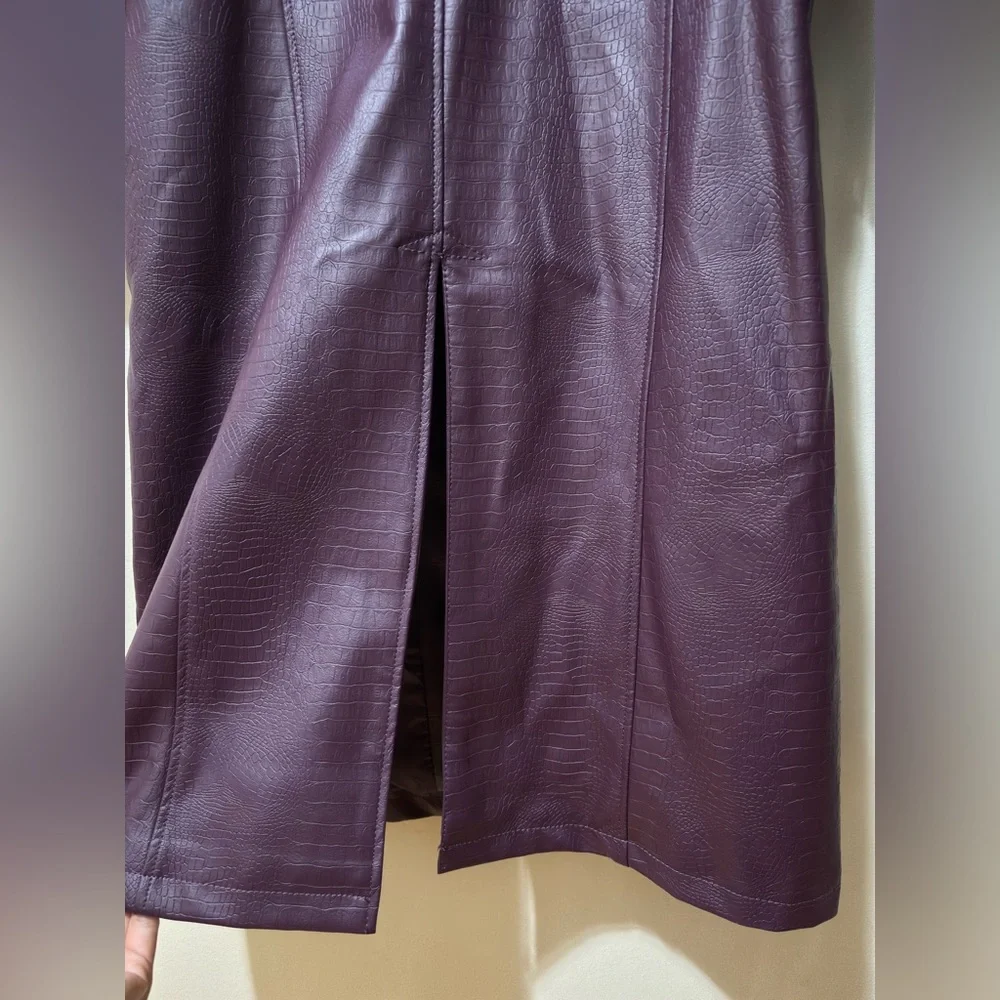 Hot Topic Suicide Squad Joker Purple Trench Coat - Picture 8 of 14